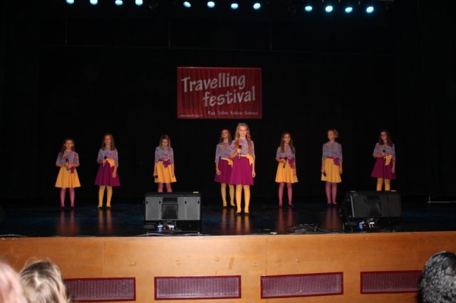 Mūsu skolas 5. klašu  popgrupa „Lai skan!” festivālā „Travelling festival” 2014 Tallinā